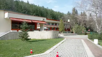 Хотелски комплекс Белият кон