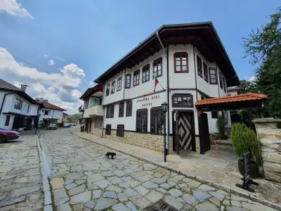 Атанасова Къща