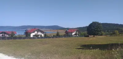 Хотел "Сезони"