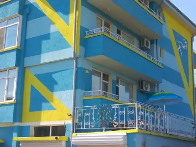 Къща за гости Синьо Лято