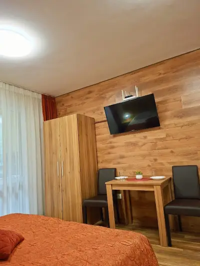 Private Rooms Silvia