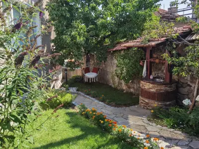 Къща за гости Мира