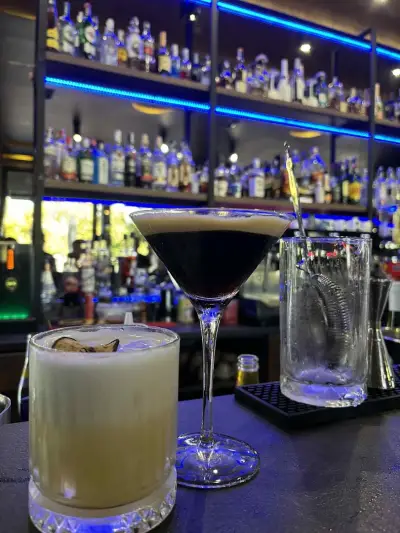 Бар Търговище TEATRO COFFEE LOUNGE