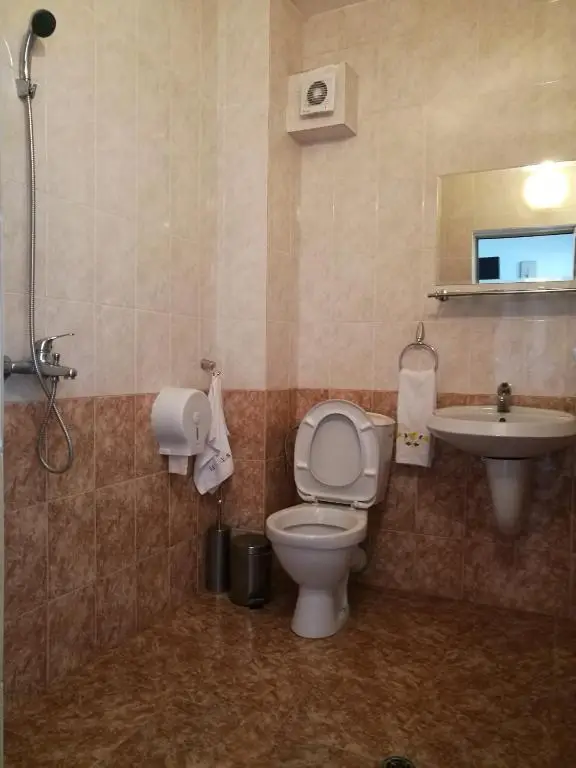 Тройна стая с балкон