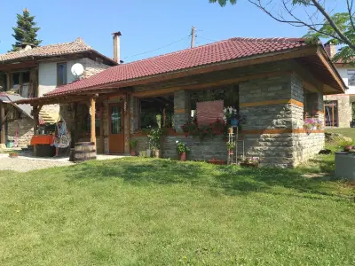 Къща за гости Дъбравата
