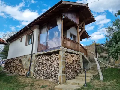Шарените къщи