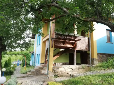 Chuchi Guest House 1
