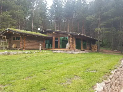 Бутиков комплекс Форест Хаусис