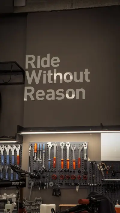 Specialized Concept Store (Bike Center)