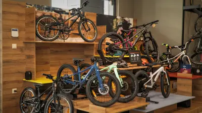Specialized Concept Store (Bike Center)