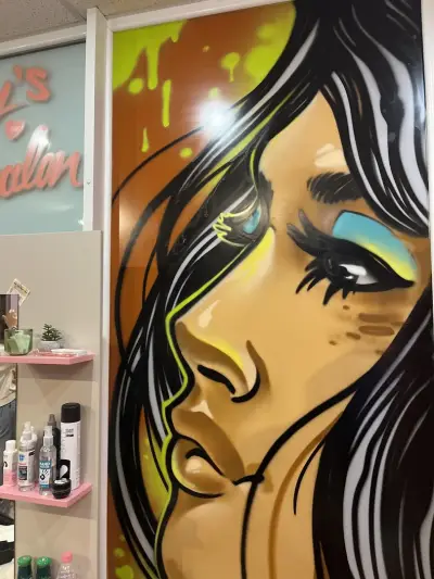 Sissy's Salon