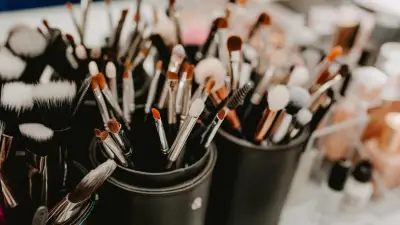 VESSY MAKEUP & BEAUTY