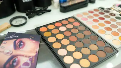 VESSY MAKEUP & BEAUTY
