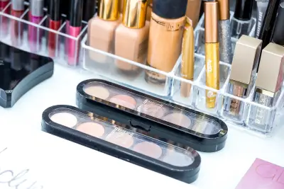 VESSY MAKEUP & BEAUTY
