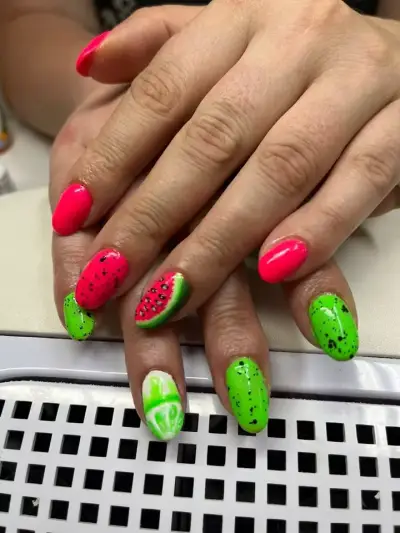 Безтегловност Lash & Nails - Салон за красота в Стара Загора