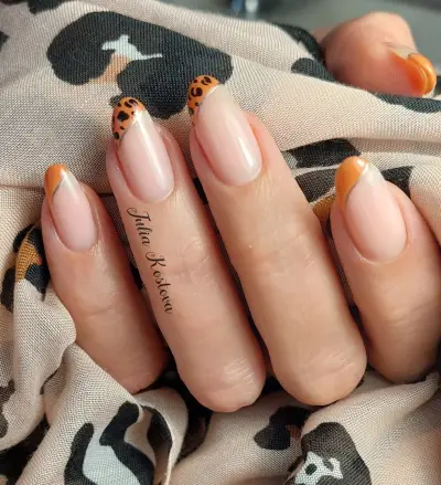 Nails by Julia Kostova