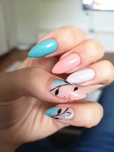 Брюле Nails Studio