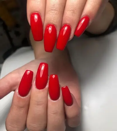 Aness nails