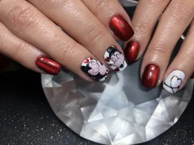 Aness nails