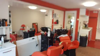 Салон за красота- Авантюрин