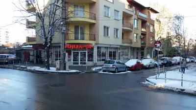 Венера Фешън Студио - РЕДУТА