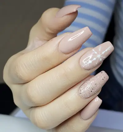 Салон за маникюр ''Adi Nails ART''