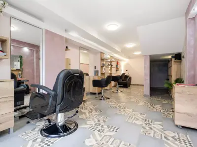 Клуб за красота "Приятели" Friends beauty club