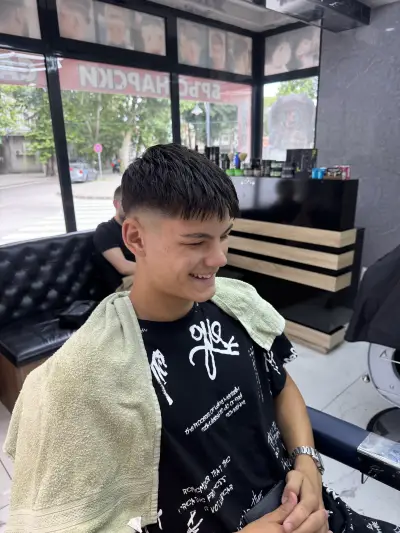 Бръснарски Салон Е&S Barber