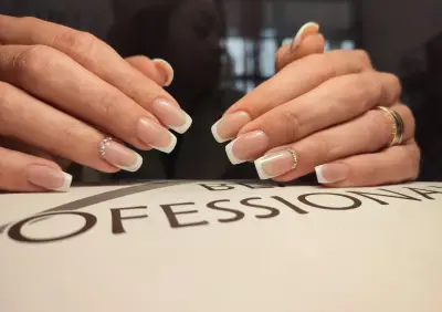 Салон за маникюр Neli Nails