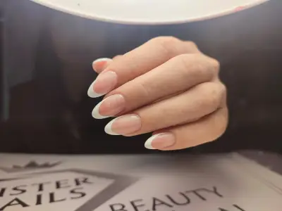 Салон за маникюр Neli Nails
