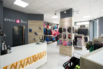 Dress4less Търговище