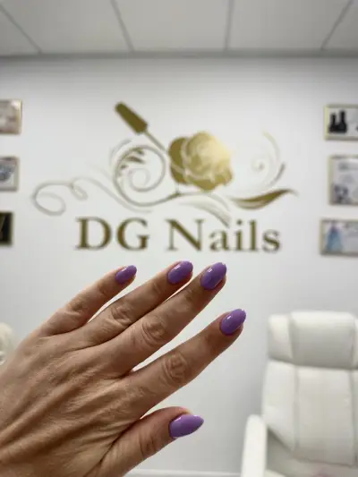 DG Nails