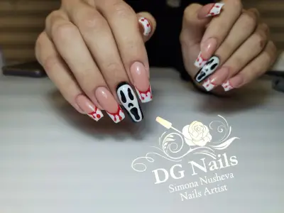 DG Nails