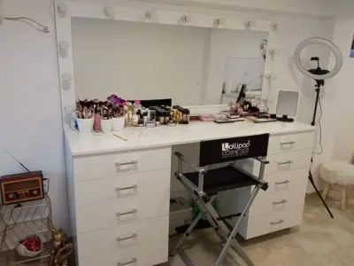 RositcaPetrova professional makeup artist