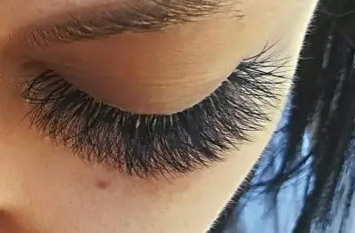 Академия за красота "Svetlana Nails and Lashes БУРГАС