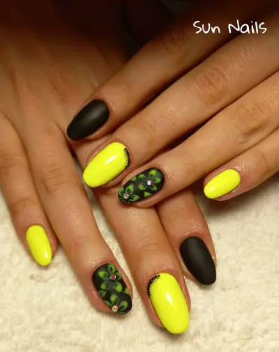 Sun Nails