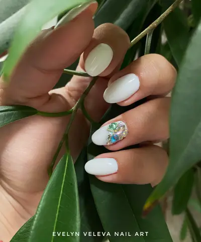 Evelyn Veleva Nail Art