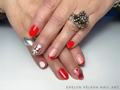 Evelyn Veleva Nail Art