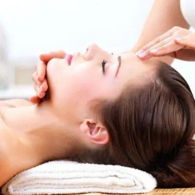 Обучителен и естетичен център PUDRA BEAUTY & LASER ROOM Бургас