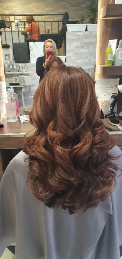 Фризьорски Салон IV BEAUTY STUDIO