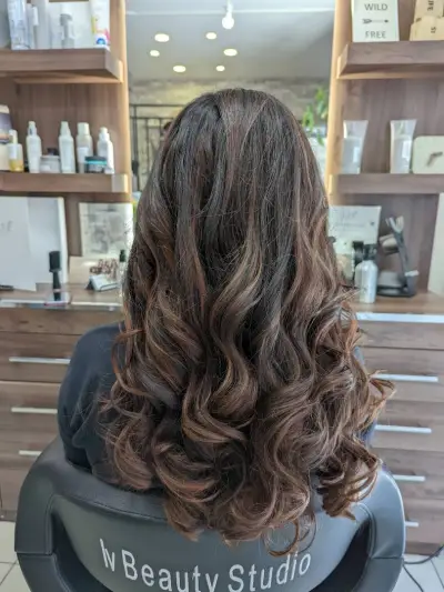 Фризьорски Салон IV BEAUTY STUDIO