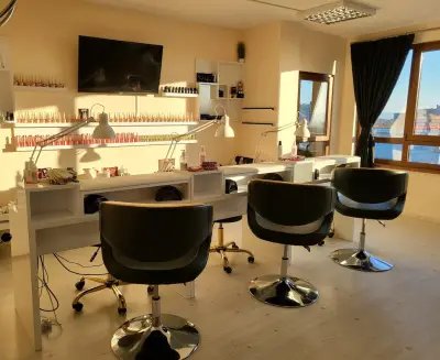 MG NAILS STUDIO