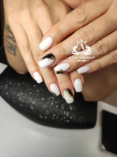 Nails AnilinA