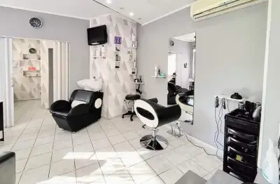 Fashion Studio Glamour І Фризьорски салон І Маникюр І Гел лак І Ноктопластика І Терапия и хидратация на косата | Веган