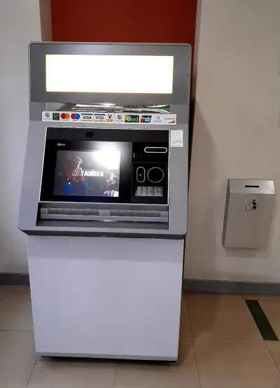 Банка ДСК