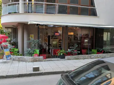 Кафе-сладкарница