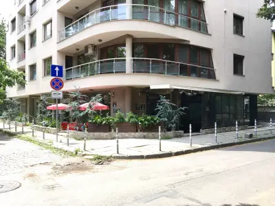 Кафе-сладкарница