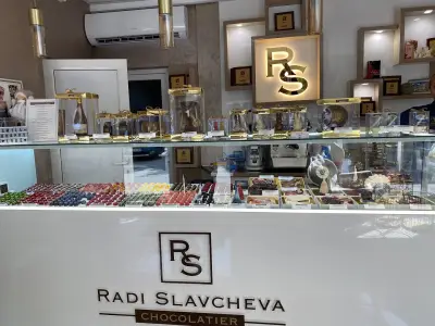 Radi Slavcheva CHOCOLATIER - Шоколадов бутик!