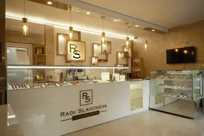 Radi Slavcheva CHOCOLATIER - Шоколадов бутик!