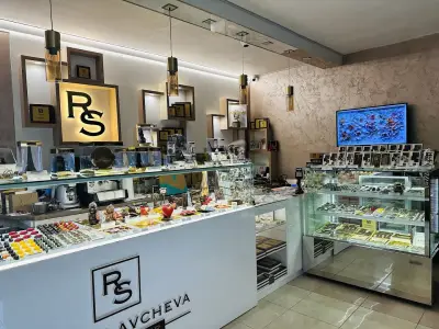 Radi Slavcheva CHOCOLATIER - Шоколадов бутик!